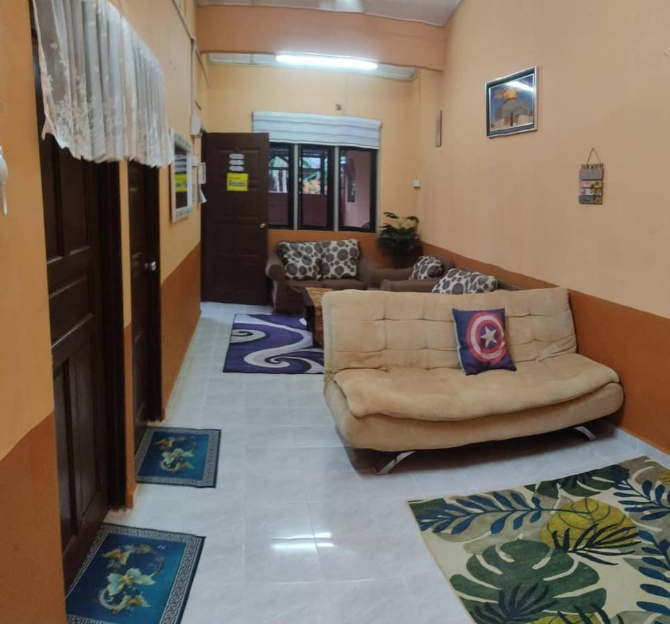 Ns Homestay Private Pool Tanah Merah  Kültér fotó