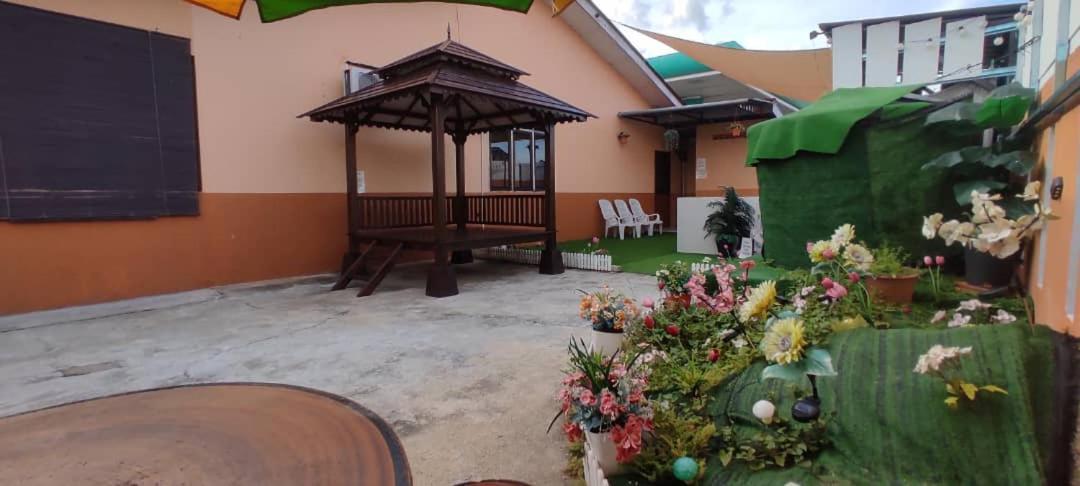 Ns Homestay Private Pool Tanah Merah  Kültér fotó